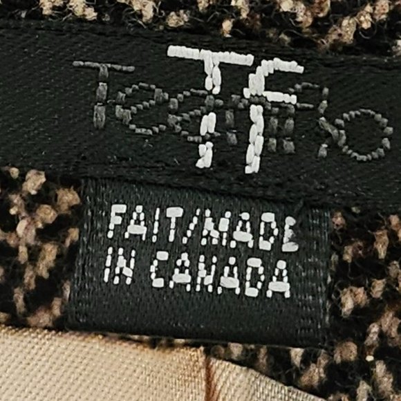 Tailored Tweed Suit (Jacket with Matching Pleated Skirt) - Picture 6 of 7